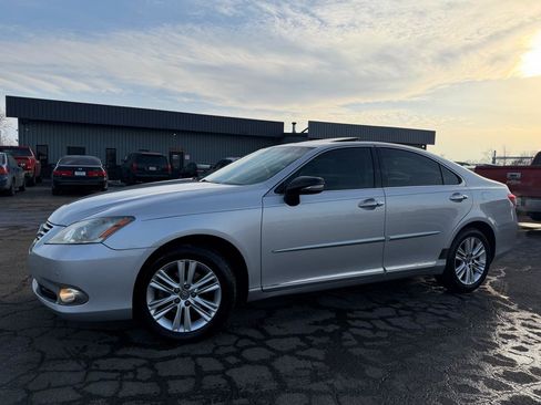 Used 2010 Lexus ES 350 image 4