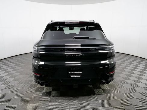New 2026 Porsche Cayenne GTS image 33