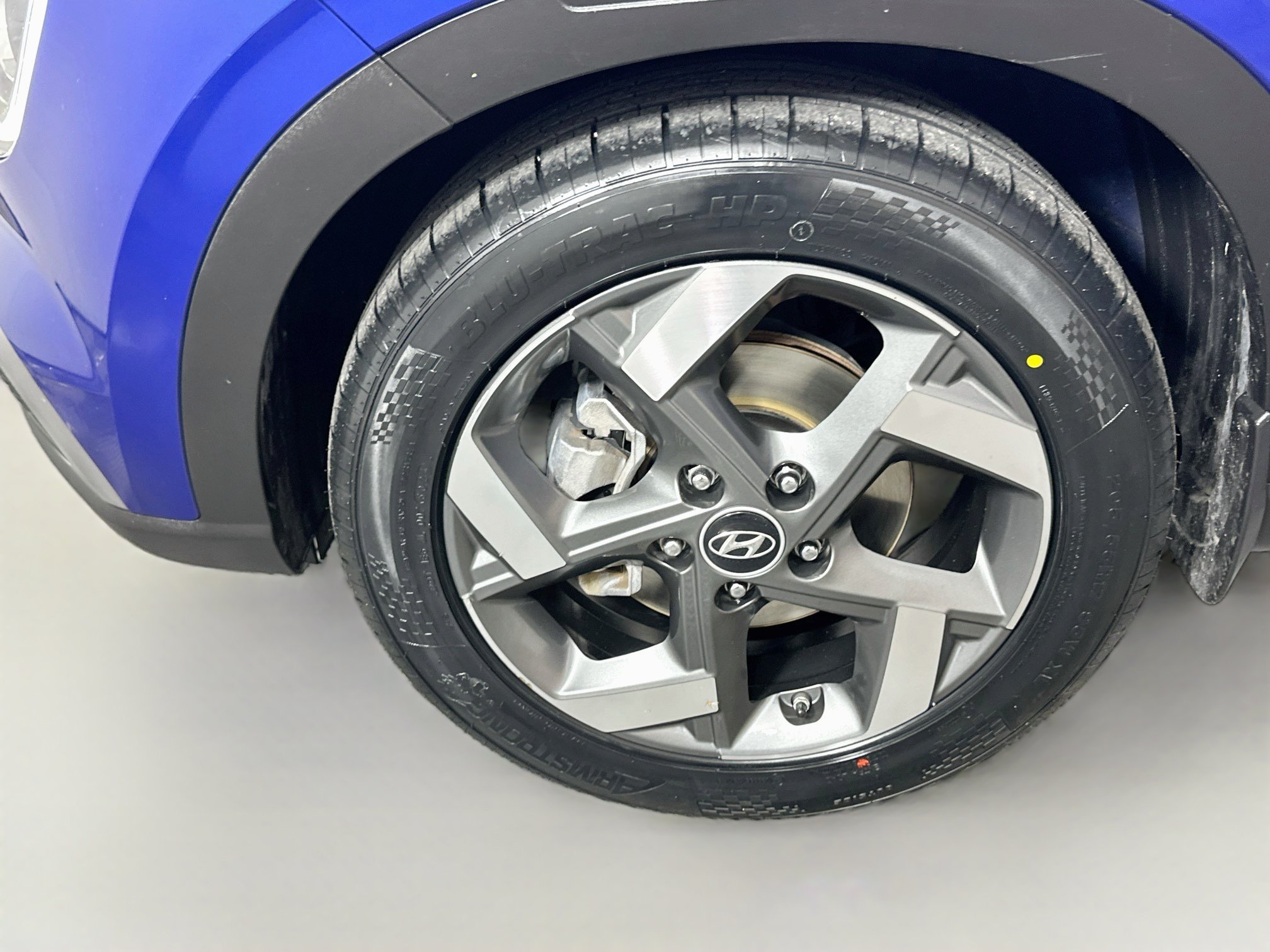 Used 2022 Hyundai Venue Limited FWD image 33