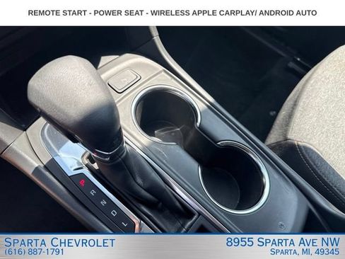 Used 2024 Chevrolet Equinox LT FWD image 24