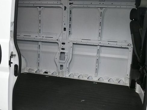 Used 2023 RAM ProMaster 2500 FWD image 11