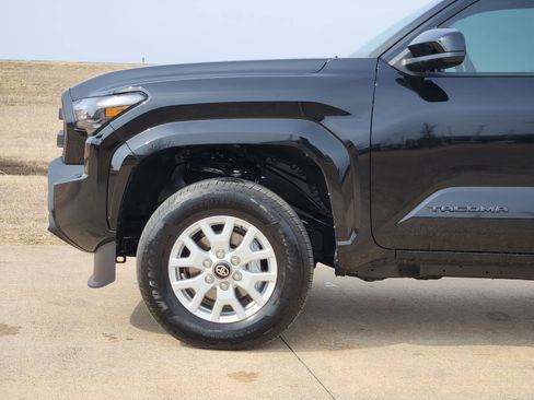 New 2026 Toyota Tacoma SR5 image 10