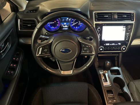 Used 2018 Subaru Outback 2.5i Premium image 13