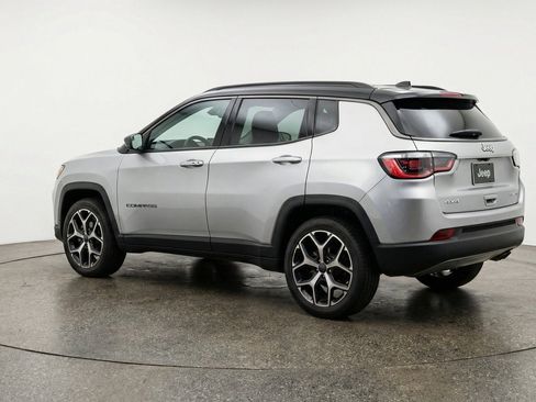 Used 2025 Jeep Compass Limited AWD/4WD image 6