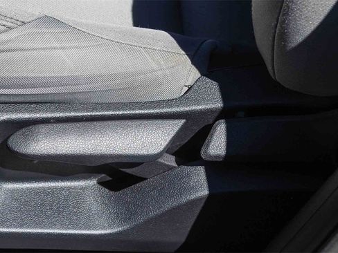 Used 2024 Toyota Tacoma SR5 image 21