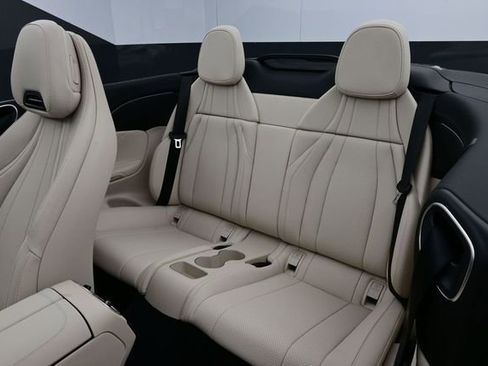 Used 2024 Mercedes-Benz CLE 300 4MATIC Cabriolet image 11