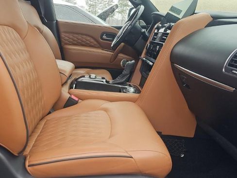 Used 2024 INFINITI QX80 Sensory w/ Cargo Package image 8