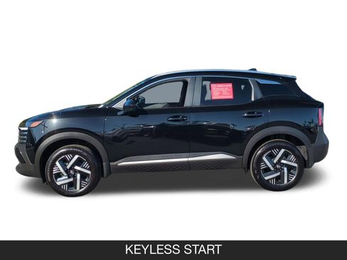 Used 2026 Nissan Kicks SV FWD image 5