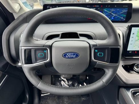 Certified 2025 Ford Expedition Max Active image 23