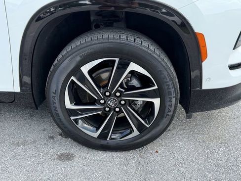 Certified 2025 Buick Enclave Sport Touring w/ Super Cruise Package FWD image 18