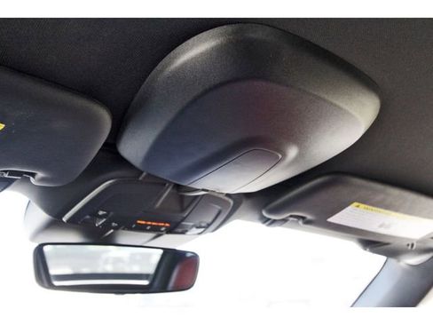 Used 2022 Porsche 718 Boxster image 17