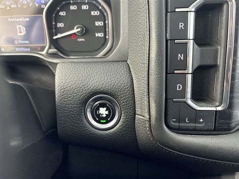 Used 2021 GMC Yukon Denali w/ Denali Premium Package image 17