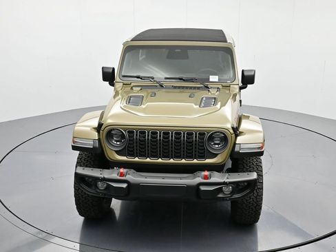 New 2026 Jeep Wrangler Unlimited Rubicon w/ Steel Bumper Group AWD/4WD image 12