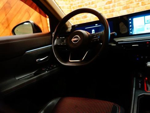 Used 2025 Nissan Kicks SR w/ Illumination Package AWD/4WD image 12