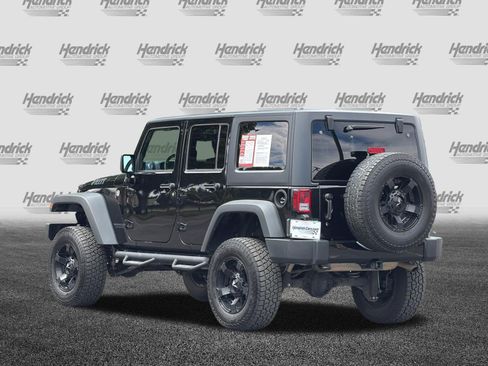 Used 2017 Jeep Wrangler Unlimited Sport AWD/4WD image 7