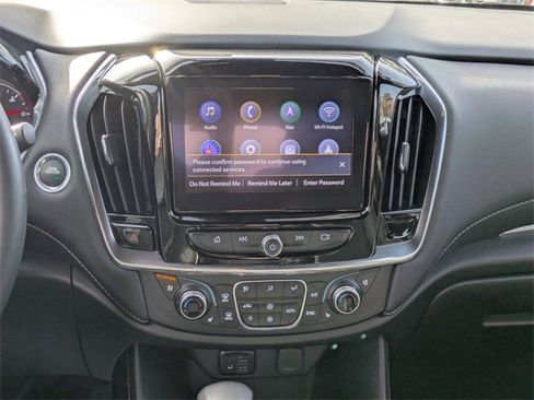 Used 2023 Chevrolet Traverse Premier image 15