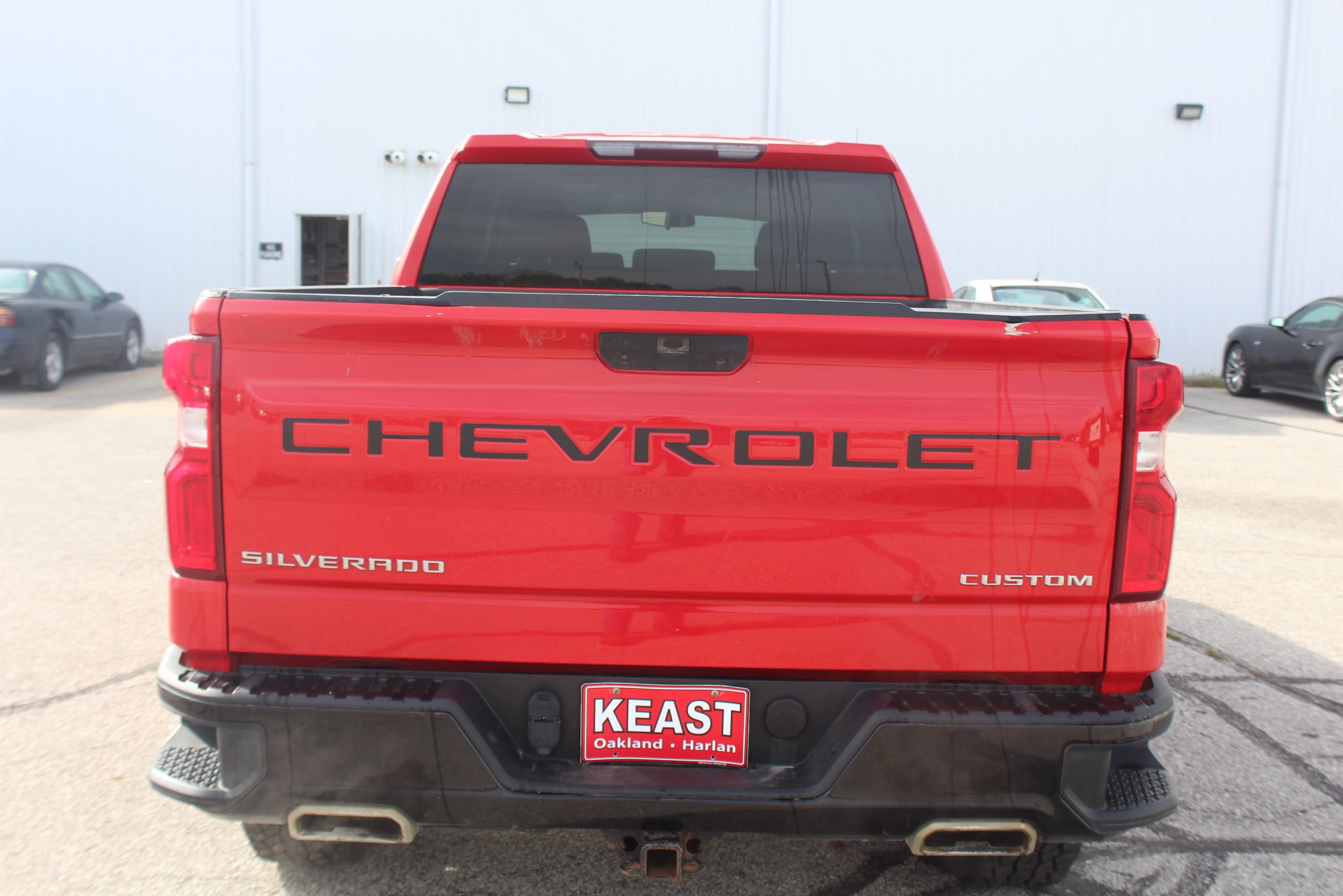 Used 2019 Chevrolet Silverado 1500 Custom Trail Boss w/ Custom Convenience Package AWD/4WD image 3
