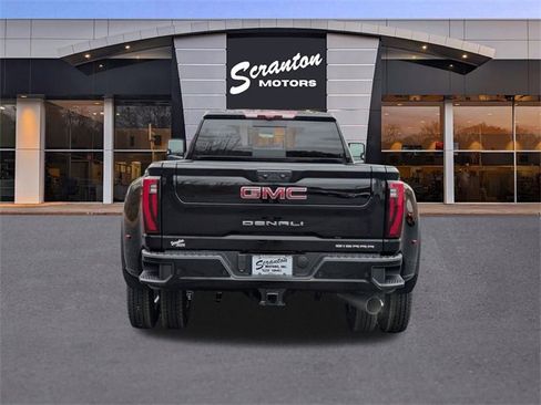 New 2026 GMC Sierra 3500 Denali w/ Denali Reserve Package image 4