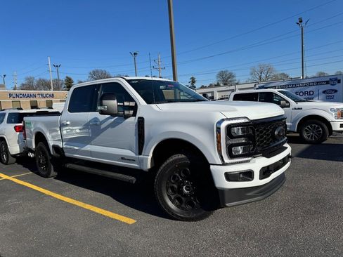 Used 2026 Ford F250 Lariat w/ Black Appearance Package image 6