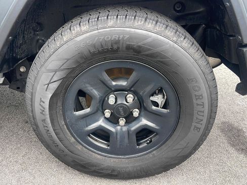 Used 2021 Jeep Wrangler Sport AWD/4WD image 12