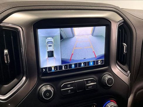 Used 2021 Chevrolet Silverado 1500 LTZ w/ Technology Package AWD/4WD image 15