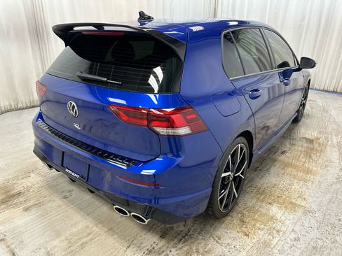 Used 2024 Volkswagen Golf R image 11