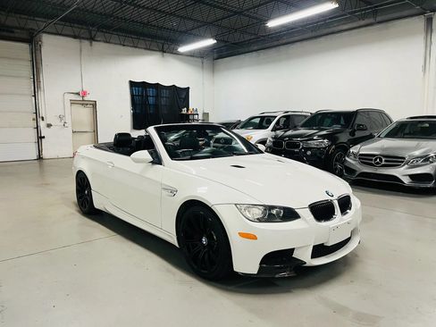 Used 2010 BMW M3 Convertible RWD image 4
