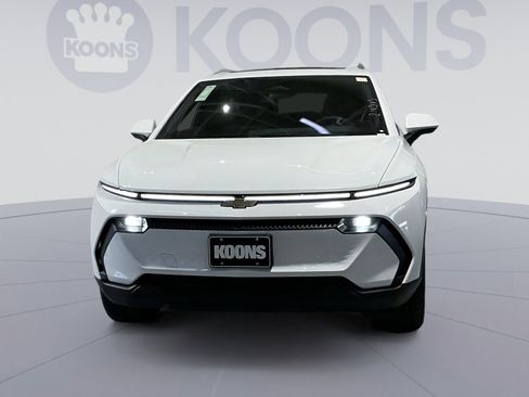 New 2026 Chevrolet Equinox EV LT image 19