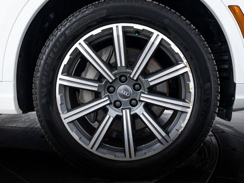 Used 2019 Audi Q7 2.0T Premium Plus w/ Premium Plus Package image 22