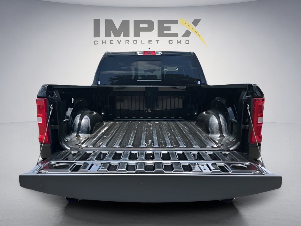 Used 2026 RAM 1500 Laramie w/ Sport Appearance Package AWD/4WD image 9
