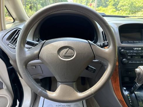 Used 2000 Lexus RX 300 4WD w/ Premium Pkg image 21