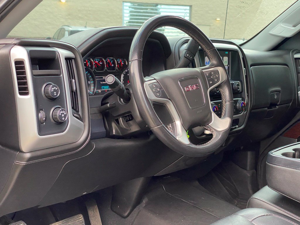 Used 2018 GMC Sierra 1500 SLT w/ SLT Premium Package AWD/4WD image 9
