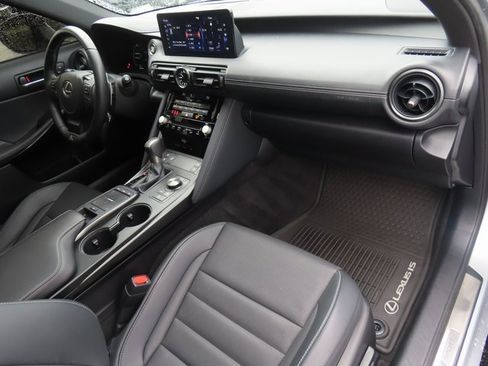 Used 2025 Lexus IS 500 500 F SPORT Performance 4D Sed image 36