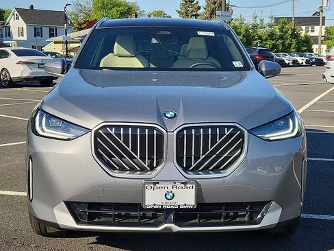 Used 2026 BMW X3 xDrive30 w/ Convenience Package AWD/4WD image 2