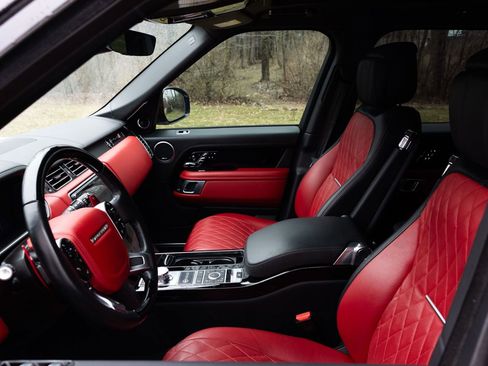 Used 2021 Land Rover Range Rover SV Autobiography Dynamic image 2