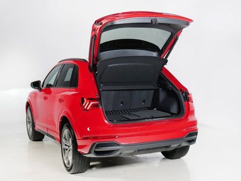 Used 2023 Audi Q3 2.0T Premium Plus w/ Premium Plus Package image 6