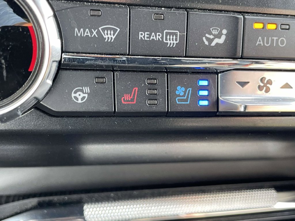 Used 2022 Ford F150 Platinum AWD/4WD image 20
