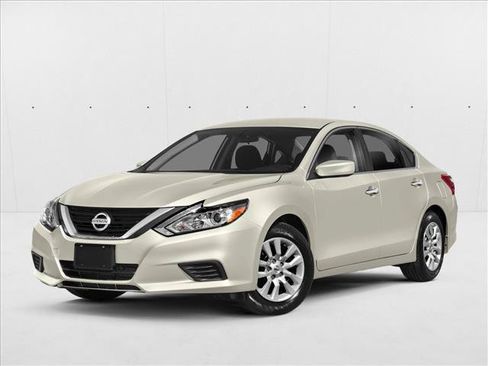 Used 2018 Nissan Altima 2.5 S w/ S Convenience Package FWD image 1