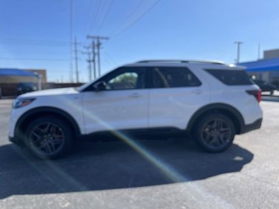 New 2025 Ford Explorer ST-Line w/ Premium Package
