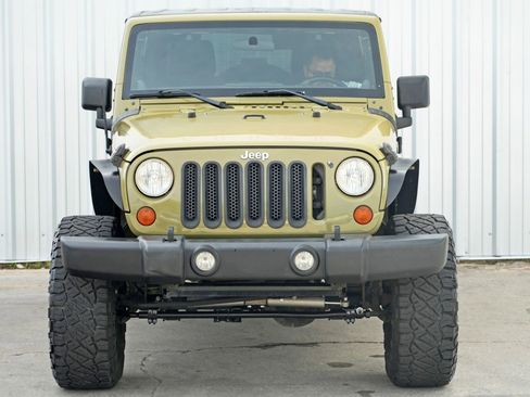 Used 2013 Jeep Wrangler Unlimited Sport w/ Mopar Black Appearance Group image 38