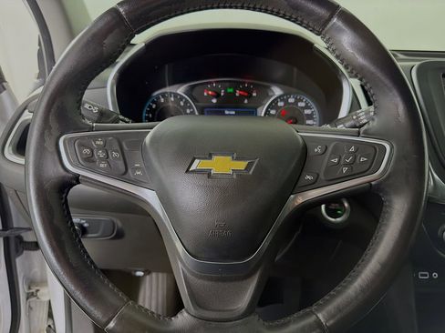Used 2022 Chevrolet Equinox LT FWD image 14