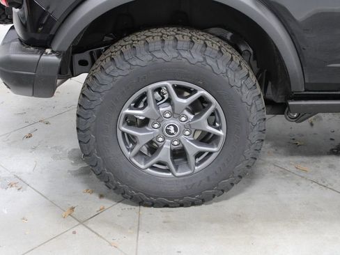 New 2025 Ford Bronco Badlands image 13