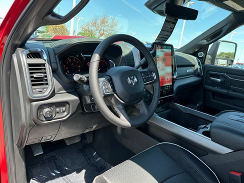 New 2026 RAM 2500 Laramie AWD/4WD image 20