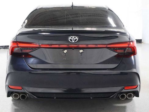 Used 2019 Toyota Avalon XSE w/ Protection Package FWD image 7
