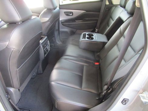Used 2024 Nissan Murano SL FWD image 19