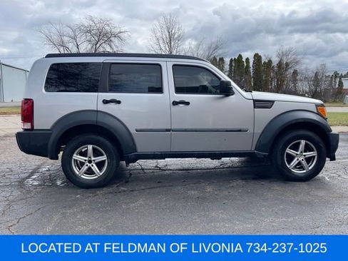 Used 2008 Dodge Nitro SXT image 6