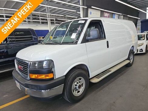 Used 2025 GMC Savana 2500 w/ Driver Convenience Package RWD image 1