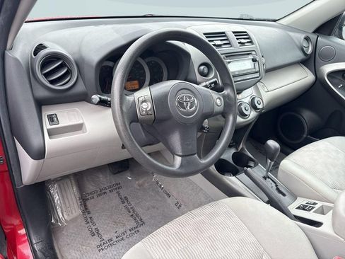 Used 2012 Toyota RAV4 4WD w/ Value Pkg image 13