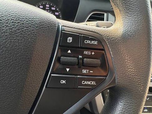 Used 2016 Hyundai Sonata SE image 9