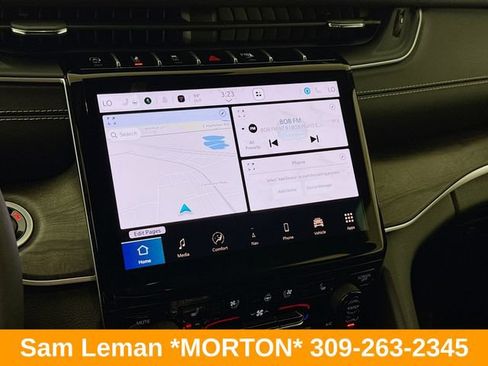 Used 2024 Jeep Grand Cherokee Limited w/ Luxury Tech Group II AWD/4WD image 14